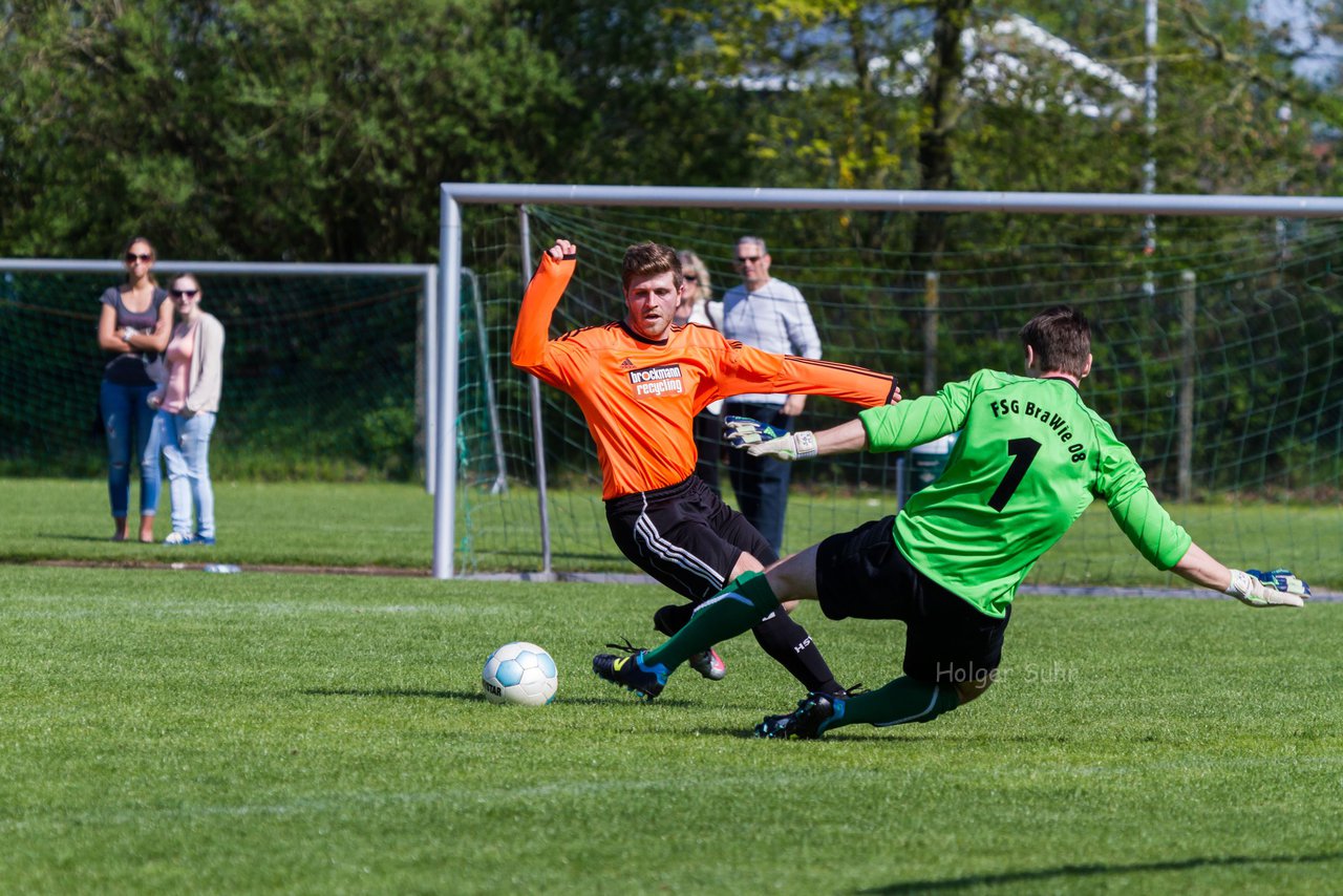 Bild 173 - Herren FSG BraWie 08 - TSV Ntzen : Ergebnis: 1:2